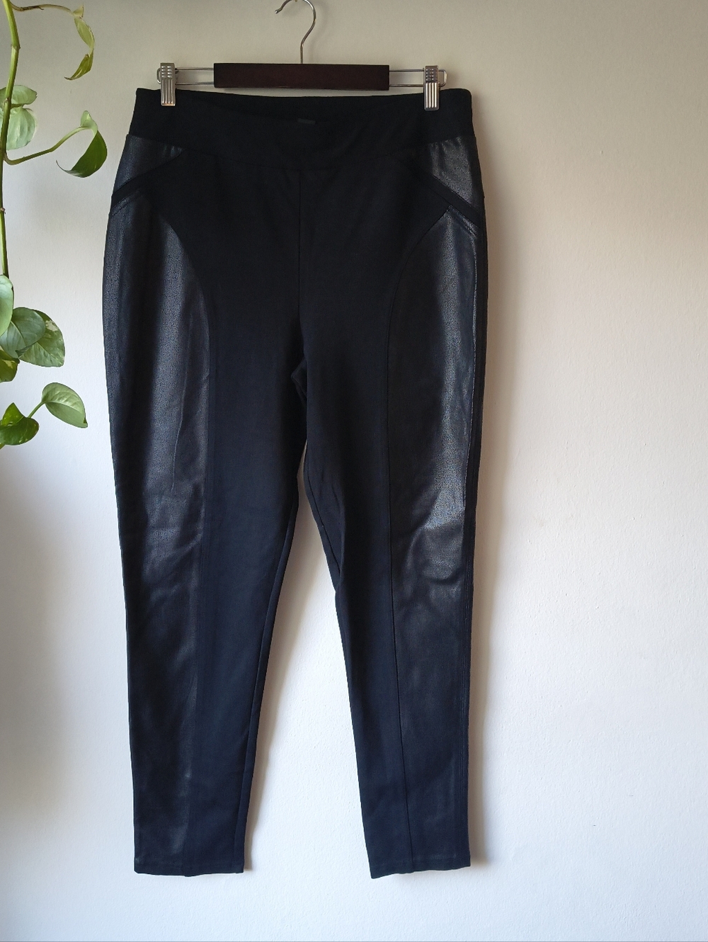 INC Black Faux Leather Trim Skinny Pants Trousers Women’s 12